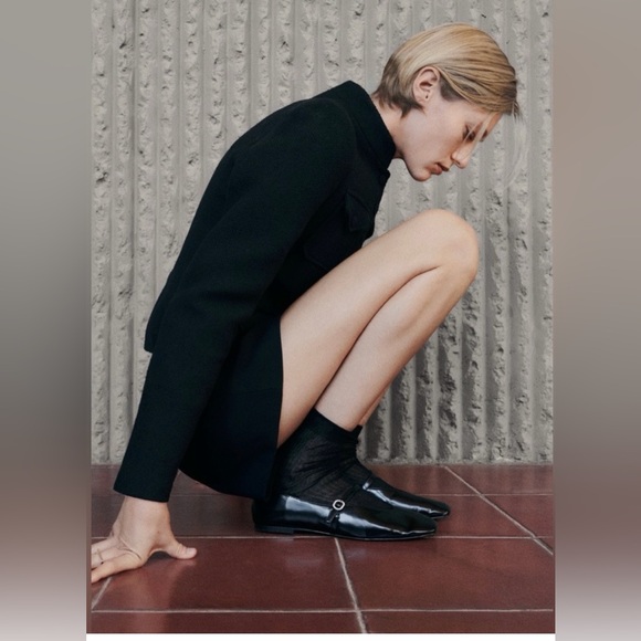 NWT Mango MNG Black Mary Jane Flats Ballerinas
With Strap Size: 36 (6) - Picture 2 of 12